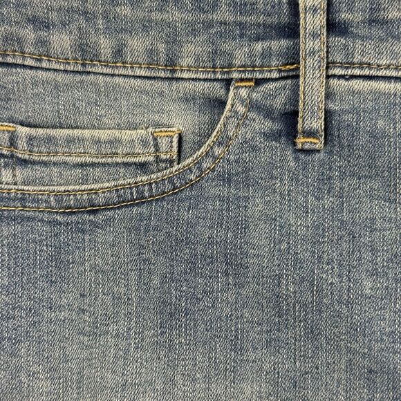 Banana Republic Button Down Pencil Jean Skirt Women Size 4 Light Blue Denim - Picture 3 of 10